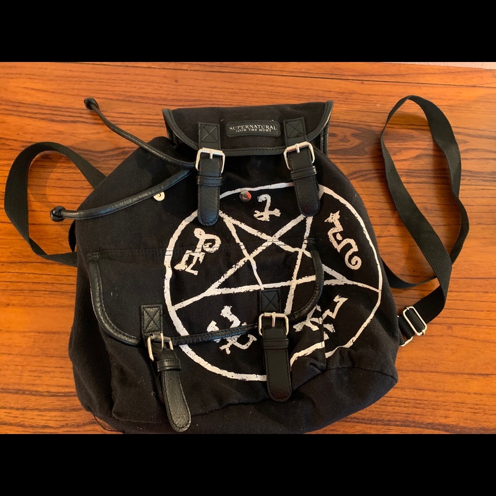 🛍👛 Supernatural Backpack